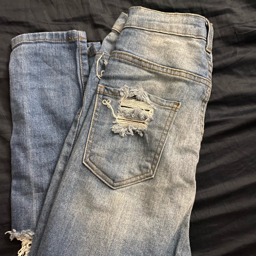 High Rise Ripped Jeans - Picture 2 of 4